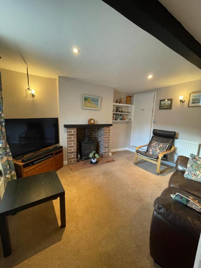 Cottage En-Suite Room With Private Lounge Bridport Exterior foto